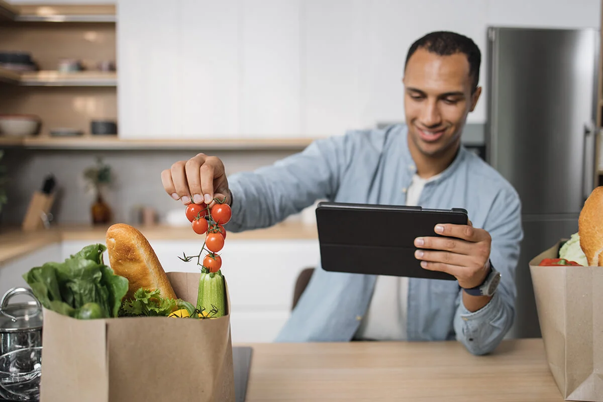  This image highlights the rising popularity of on-demand grocery apps, allowing users to conveniently shop for fresh produce, groceries, and household essentials using their smartphones.